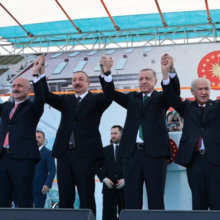 RİZE-ARTVİN HAVALİMANI AÇILDI