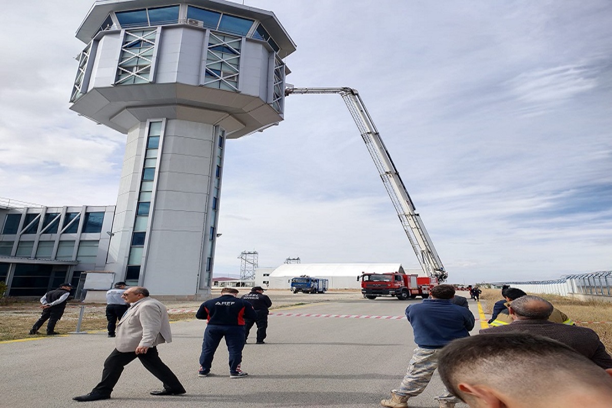HAVALİMANIMIZDA DOĞAL AFET MÜDAHALE, KURTARMA VE TAHLİYE TATBİKATI GERÇEKLEŞTİRİLDİ